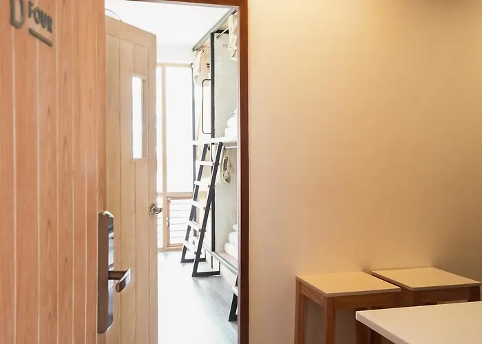 Vann Boutique House Hostel
