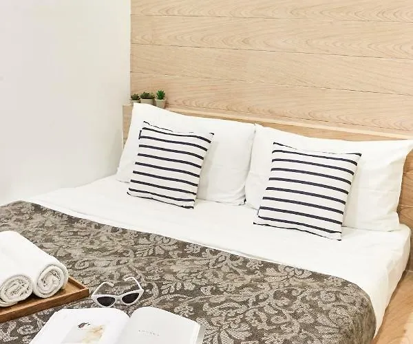 Vann Boutique House Hostel *
